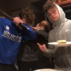 Meet your Posher, Mitchell